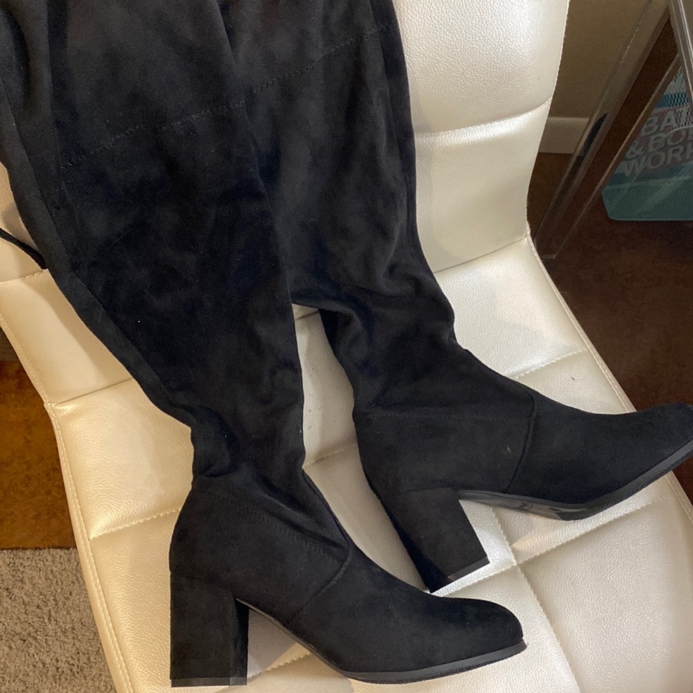 Black Knee High Boots Size 8